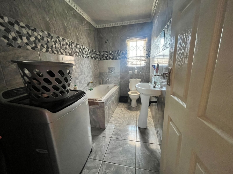 3 Bedroom Property for Sale in Haven Hills Eastern Cape